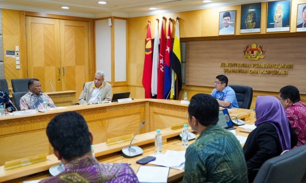 PEGIM adakan kunjungan terhadap Ewon